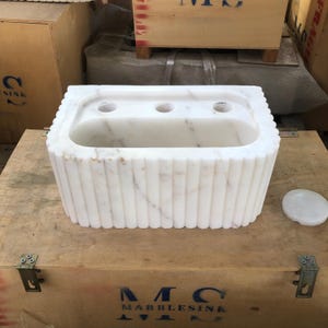 Handmade Fluted Calacatta Gold Marble Sink - Glossy White, Wall-Mounted or Countertop Bathroom Vanity, 35x22x15cm (13.8x8.7x5.9in)