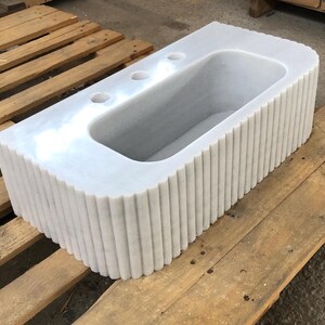Bathroom Sink, 100% Genuine Stone Marble Sink , High-Quality Washbasin - Customizable Bathroom Vanity Sink for Real Interior Designers