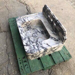 Calacatta Viola Marble Sink, Grooved Front, Hand Carved Sink, Marble Sink, Round Corner, Wall Sink, Special Order Sink, Sink Vanity