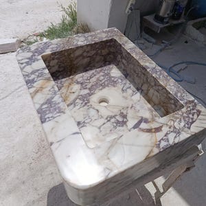 Calacatta Marble Sink – Hand-Carved Rectangular Vanity – Floating or Countertop Installation – Luxury Bathroom Centerpiece