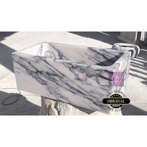Grainy Marble Sink