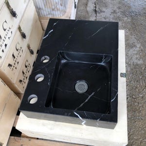 marble, marble sink, bathroom sink, vanity top, custom marble, powder room, farmhouse sink, marble interior, cararra marble, limestone, calacatta, travertine, wall mount sink,