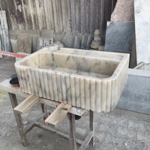 Calacatta Viola Marble Sink, Stone Sink, Hand Carved Sink, Marble Sink, Round Corner, Wall Sink, Special Order Sink, Sink Vanity