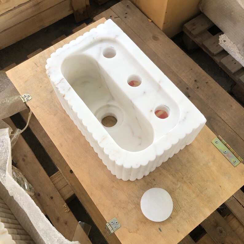 Handmade Fluted Calacatta Gold Marble Sink - Glossy White, Wall-Mounted or Countertop Bathroom Vanity, 35x22x15cm (13.8x8.7x5.9in)