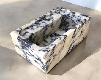 Lavabo de mármol Calacatta: Mueble de baño de pared hecho a mano