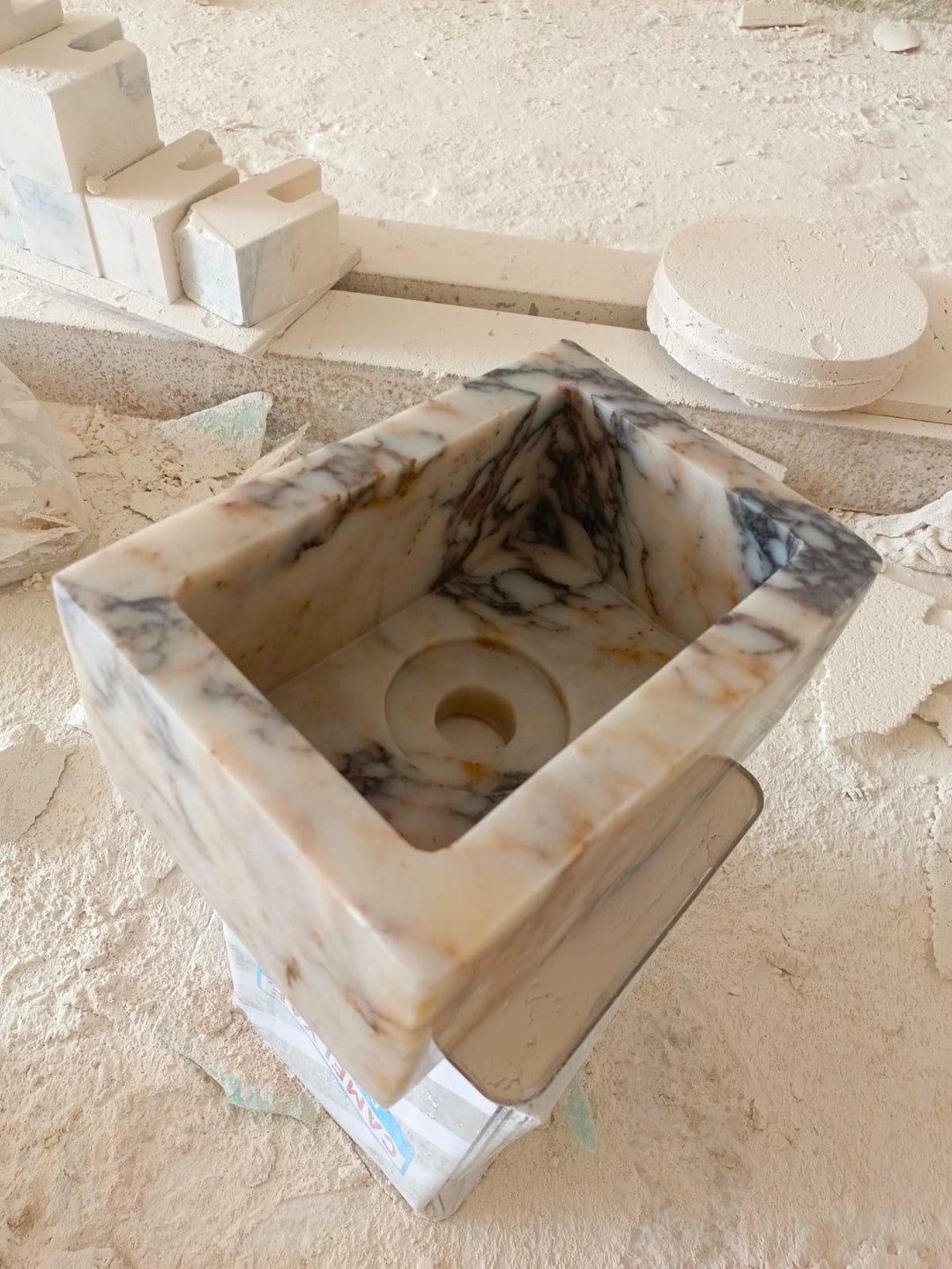 Calacatta Marble Sink: Custom Bathroom Vanity Farmhouse Sink