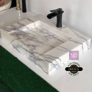 Customizable White Marble Sink – Handcrafted Elegance for Luxurious Bathrooms Handmade Carrara Marble Wall-Mounted Sink: Bespoke Luxury Bathroom Vanity