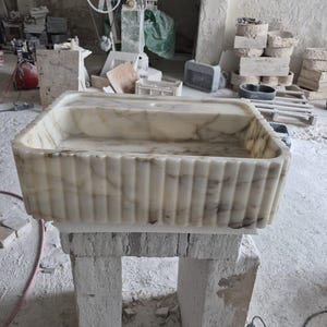 Calacatta Viola Marble Sink Handmade Wall Mounted Bathroom Vanity Basin Luxury