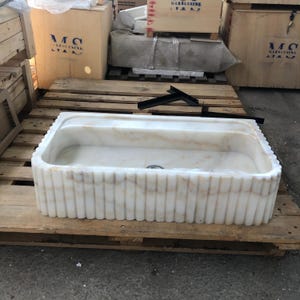 Calacatta Viola Marble Fluted Sink Wall Mount Marble Sink Marble Bathroom Sink Powder Room Sink Custom Vanity Top Natural Stone Marble Sink