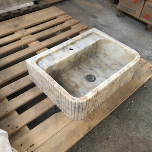 Calacatta Viola Marble Fluted Sink Wall Mount Marble Sink Marble Bathroom Sink Powder Room Sink Custom Vanity Top Natural Stone Marble Sink
