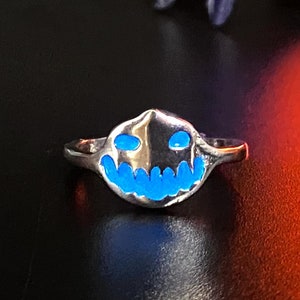 Noctilucent Pumpkin Ghost Face Ring: Silver Halloween Party Jewelry