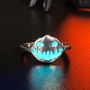 Silver Halloween Ring: Noctilucent Pumpkin Ghost Face
