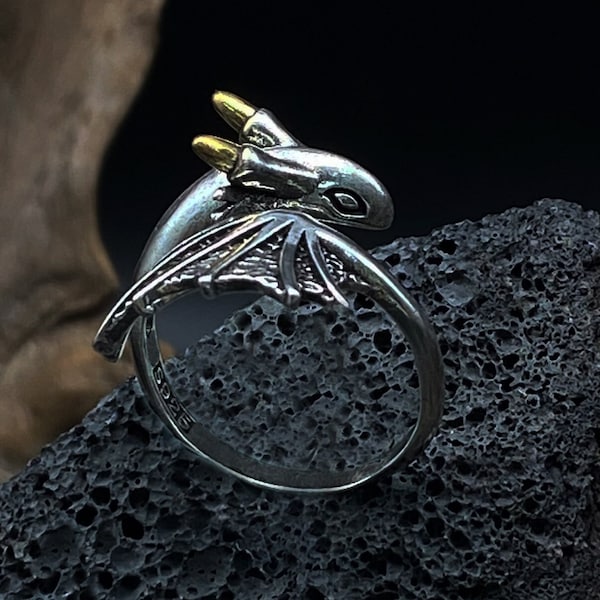 Cool Little Flying Dragon Ring for Men and Women Retro Niche Design Ins Trend Opening Adjustable Index Finger Ring Accessories