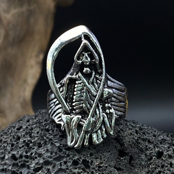 The Dead Gothic Rings Black Death Grim Reaper Skull Ring Fashion Punk Rings Gifts for him Biker Jewelry（Size：9 3/4US)