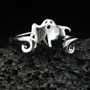 Silver Halloween Ghost Ring: Adjustable Copper Band