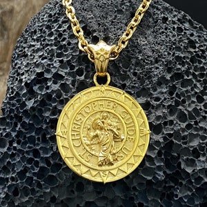 Colgante de oro de San Cristóbal para hombre, brújula, collar de acero inoxidable, joyería de moda, regalos para amigos