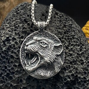 Stainless Steel Tiger Pendant Necklace: Hip Hop Skateboard Jewelry