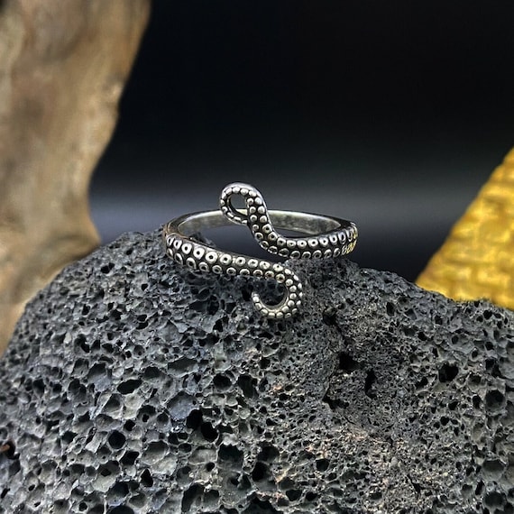 Silver Octopus Ring: Punk Vintage Copper Sea Monster Band