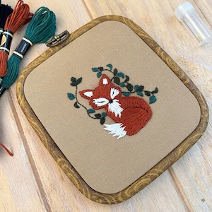 Fox Embroidery Kit: Beginner Needlecraft, Modern Wall Art
