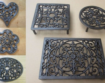 Ornate decorative CAST IRON TRIVET hot plate pot pan stand log fire pot pan stand holder rustic vintage country kitchen worktop protector