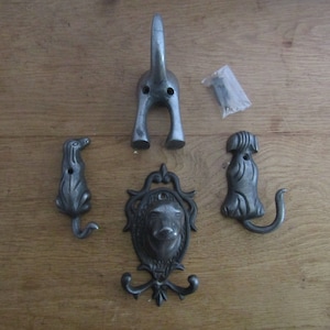 Dog Puppy Rustic Cast iron Robe coat hooks ornate decorative vintage old English Victorian retro pegs ANTIQUE IRON