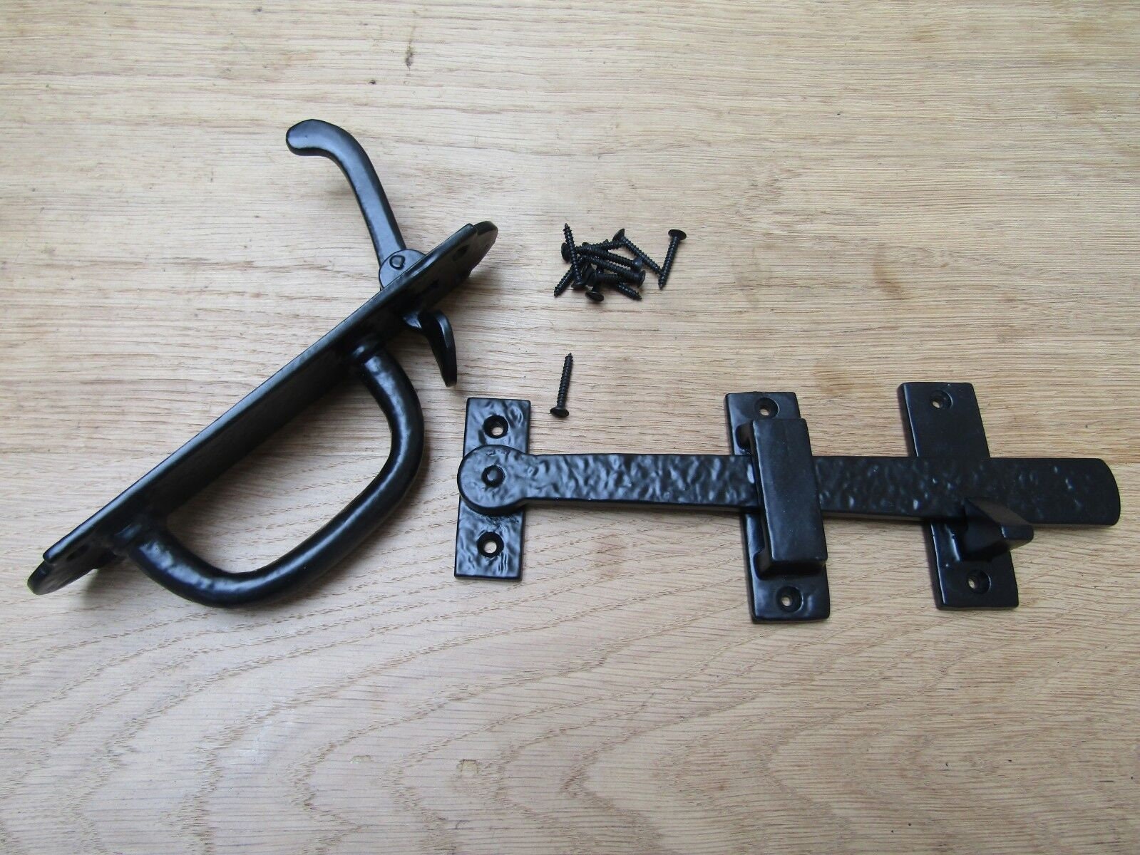 Antike Schwarze Eisen Suffolk Daumen Riegel Set Penny & Pfeil Ende Cottage Tür Tor