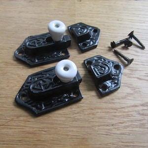 VINTAGE RETRO Iron Door latch catch old Rustic retro Victorian style furniture cupboard door slide lock latch Black Antique SMALL decorative