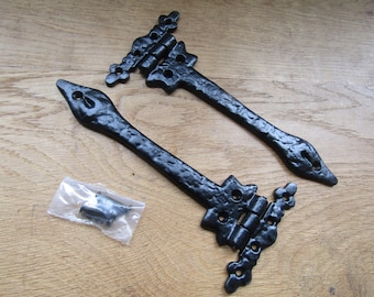 Rustic Black antique door hinges cast iron traditional old English cottage country decorative ornate door t hinges Strap tee hinges