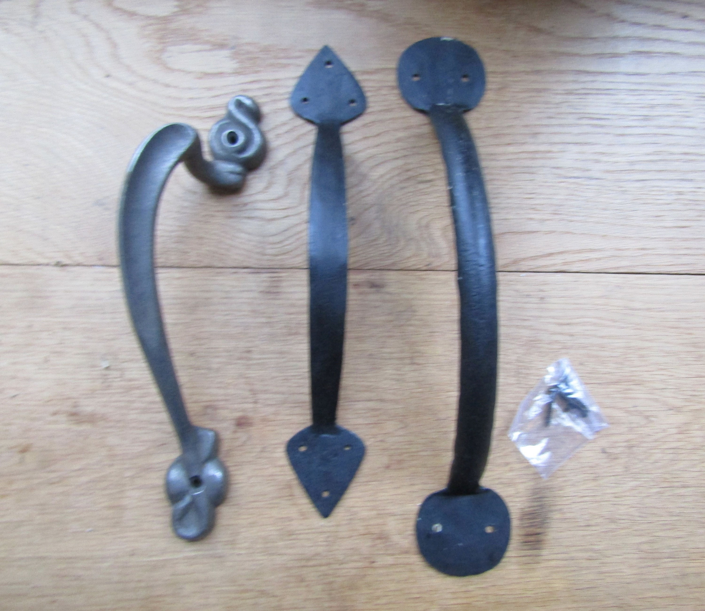 (LH) Black Antique Cast Iron Fancy Ornate Door Or Gate Pull Handles On Backplate