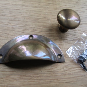 Vintage cabinet handle cupboard drawer cup pull knob victorian style retro upcycle restoration SOLID BRASS UNLACQUERED Antique bronze
