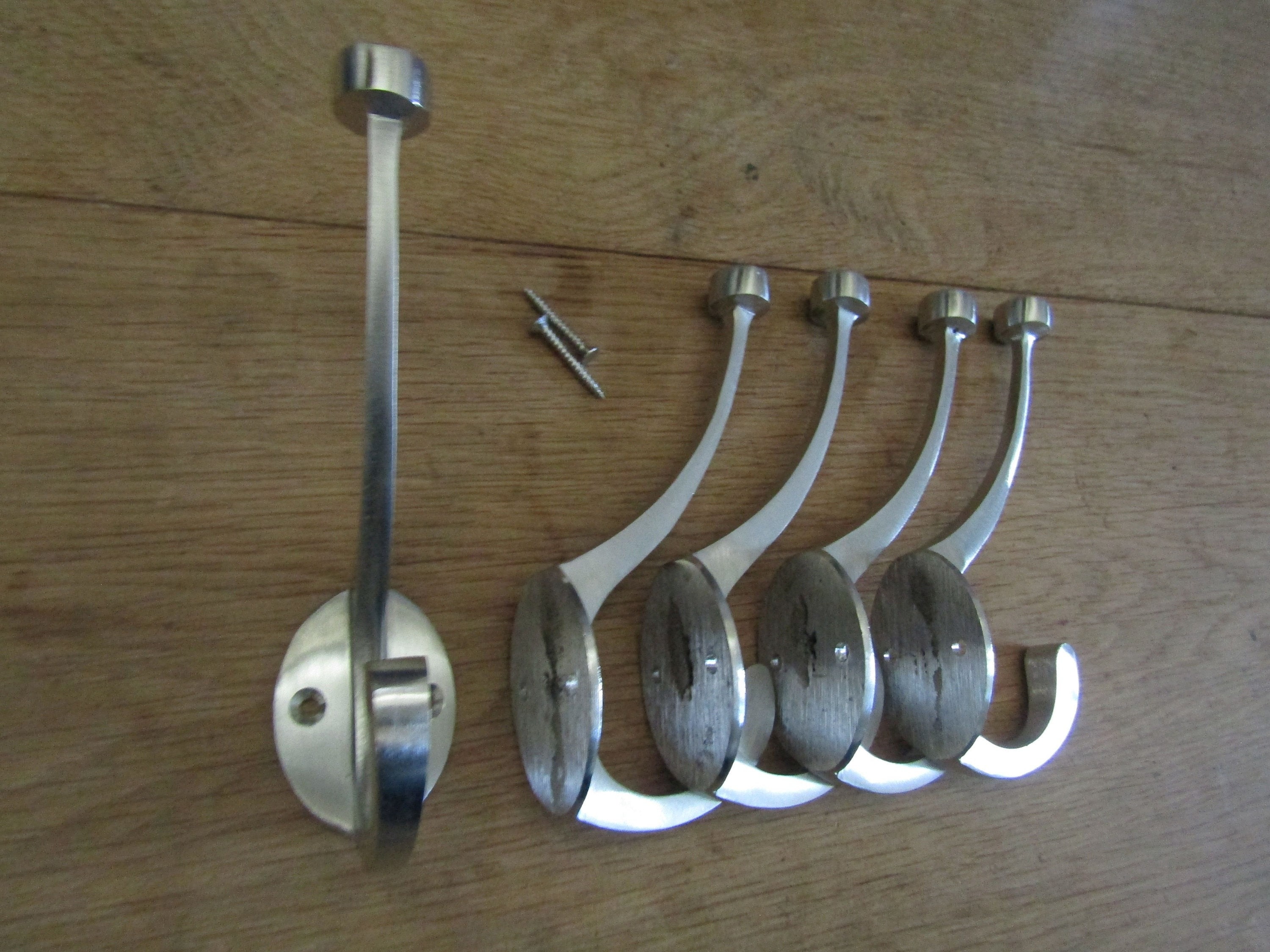 Pack of 5 SATIN NICKEL flat top Traditional retro hat and coat hooks hanging hook pegs hangers
