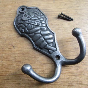Rustic iron coat hooks traditional retro vintage old cast iron hooks Antique iron