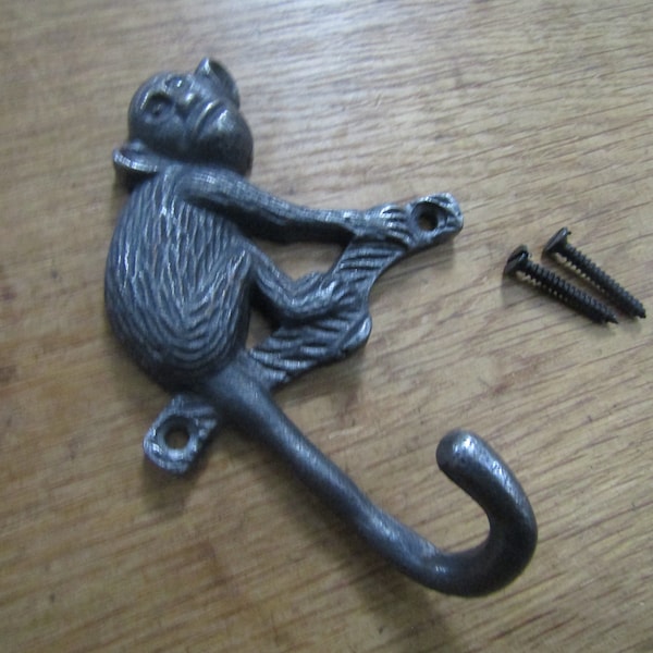Rustic MONKEY ON BRANCH cast iron vintage animal Safari/jungle hooks pegs utility key dog leash hanging hooks Novelty hooks antique iron