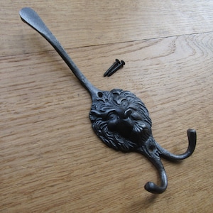 Rustic iron vintage coat hook retro LION FACE animal jungle safari hanger pegs vintage cast iron antique iron finish