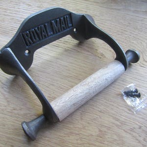 Rustic Toilet Roll holder Cast iron vintage Victorian retro old style industrial antique iron WC bathroom toilet loo roll holder