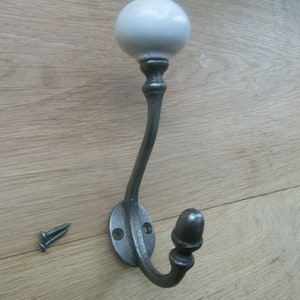 Vintage Cast Iron Coat Hook Rack – 5-Hook Victorian Style Wall Mount For Hallway Or Rustic Decor