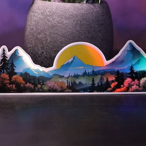 Holographische Berge Sonnenaufgang / Sonnenuntergang Wald Wrap rund Aufkleber Regenbogen Laptop glänzend Aufkleber Wanderung Natur Rocky Appalachian Park Magnet niedlich