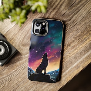 Howling Wolf iPhone Case: Northern Lights Starry Sky Protector