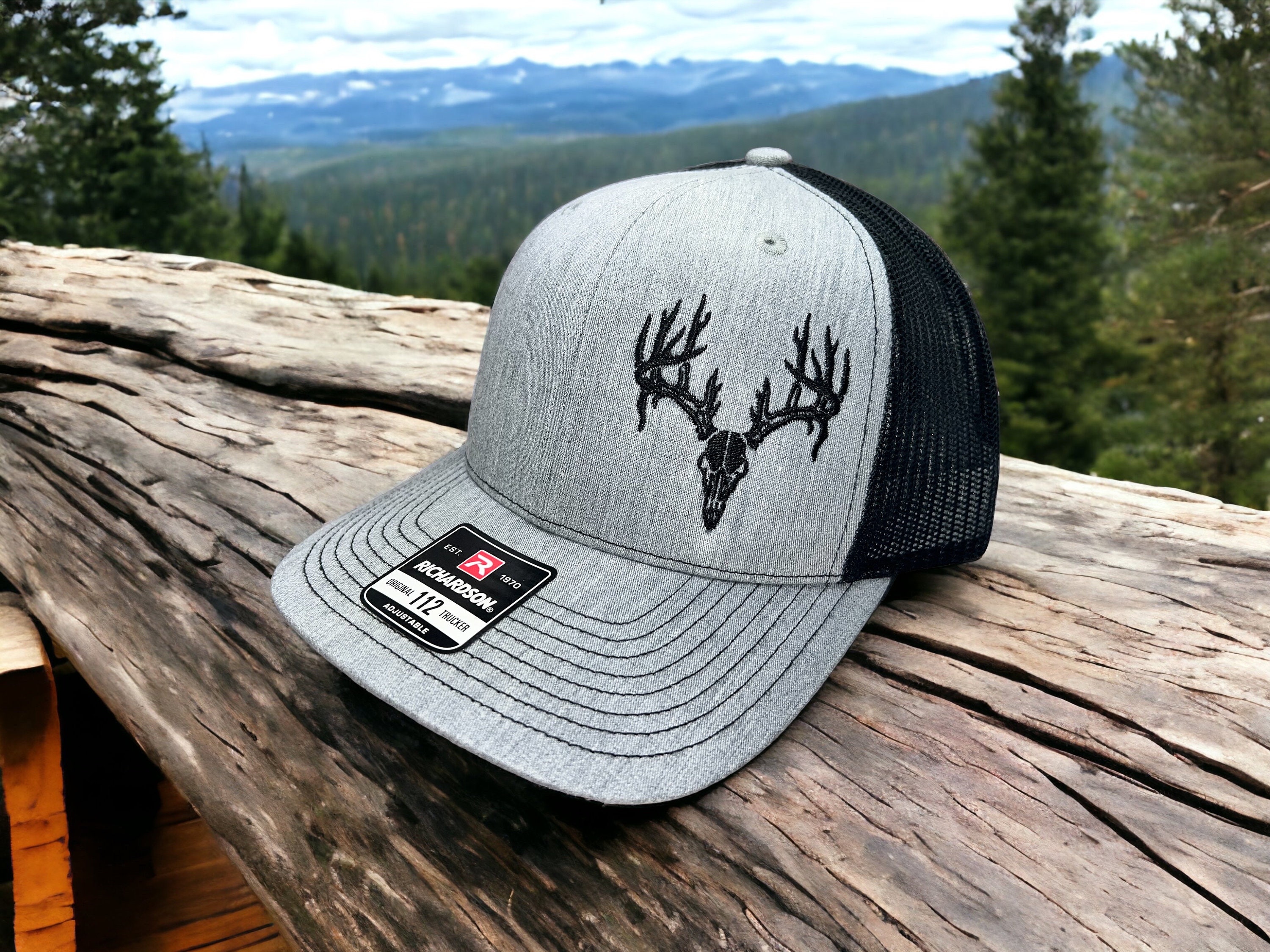 Deer Skull Hat Embroidered Hunting Hat Deer Antlers Hunting Hat for Him  Gift for Him Custom Hat Hunting Season Richardson 112 Trucker Hat - Etsy