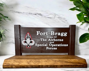 Iconic Fort Bragg Sign Coin Display, Military Gift, Airborne, Paratroopers, US Army, Special Forces