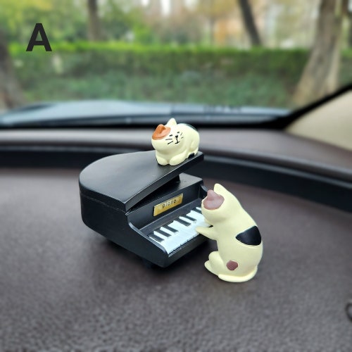 Piano Cat Car Dashboard Decor - Accessoires de voiture mignons pour femmes - Mini charmes pour adolescents - Ornement de bureau de chat - Animal Kawaii - Cadeau pour elle