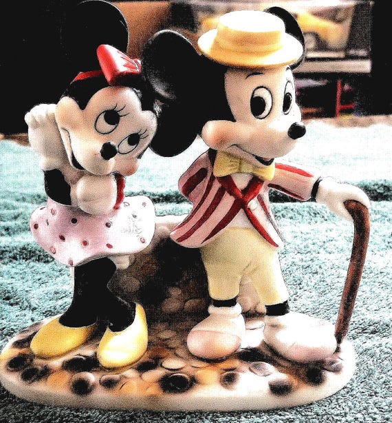 - Disney ディズニー　アメリカ　ヴィンテージ　陶器　人形　置物 ◇美品 陶器製11個 1980年代！東京ディズニーランド 希少 置物