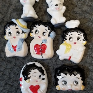 Lot of Vintage Betty Boop Magnets