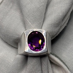 Vintage RNS 925 Sterling Silver Amethyst Ring
