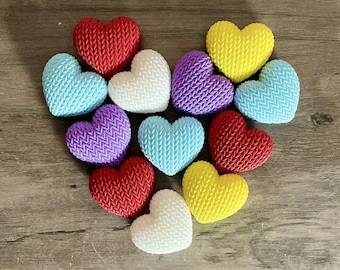 Knitted heart print