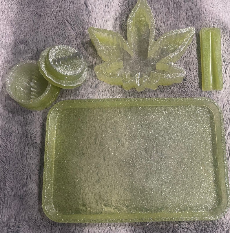 4 Piece Large Epoxy Resin Rolling Trays Etsy