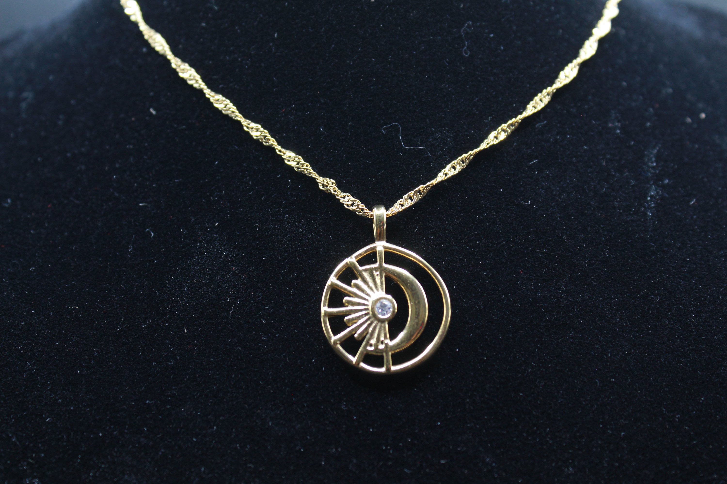 18K Summer Moon Necklace