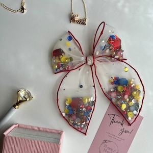 Snow White Shaker Bow: Glittery Tulle Princess Hair Clip