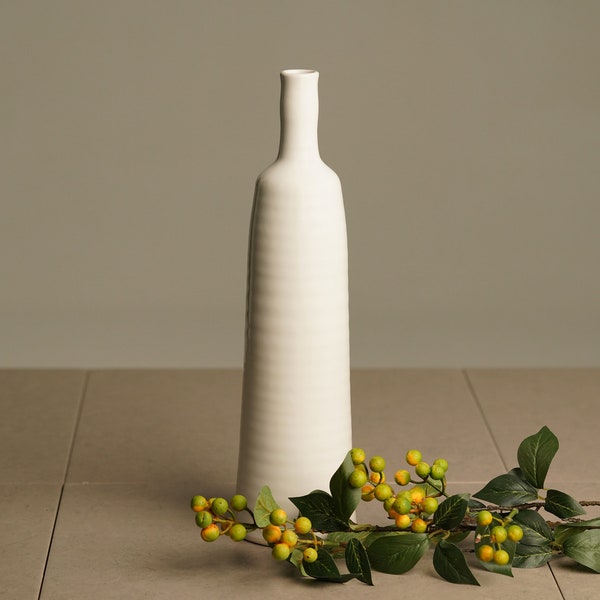 Grand vase fait main en céramique blanche · Vase de sol pour une décoration intérieure moderne ∙ Vase décoratif artisanal · Cadeau de pendaison de crémaillère ∙ Vase pour fleurs séchées