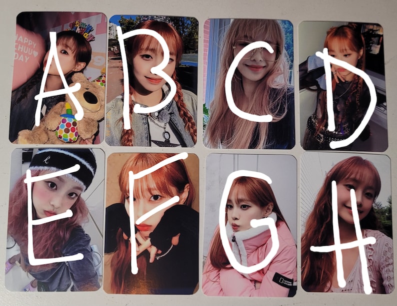 Chuu Photocards image 2